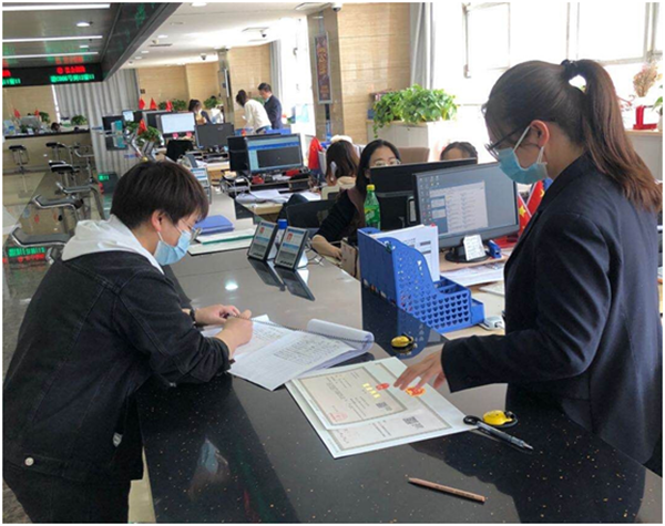 蘭州高新區(qū)市場監(jiān)管局高新分局開展疫情防控‘學雷鋒’志愿服務(wù)活動，助力技術(shù)開發(fā)與咨詢發(fā)展